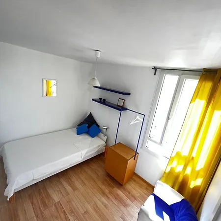 Chambre Famille D'Accueil Entre Paris Et Disney Douze Minutes Centre Paris Quinze Euros De Plus Pour Frais De Menage Neuilly-sur-Marne Exterior photo